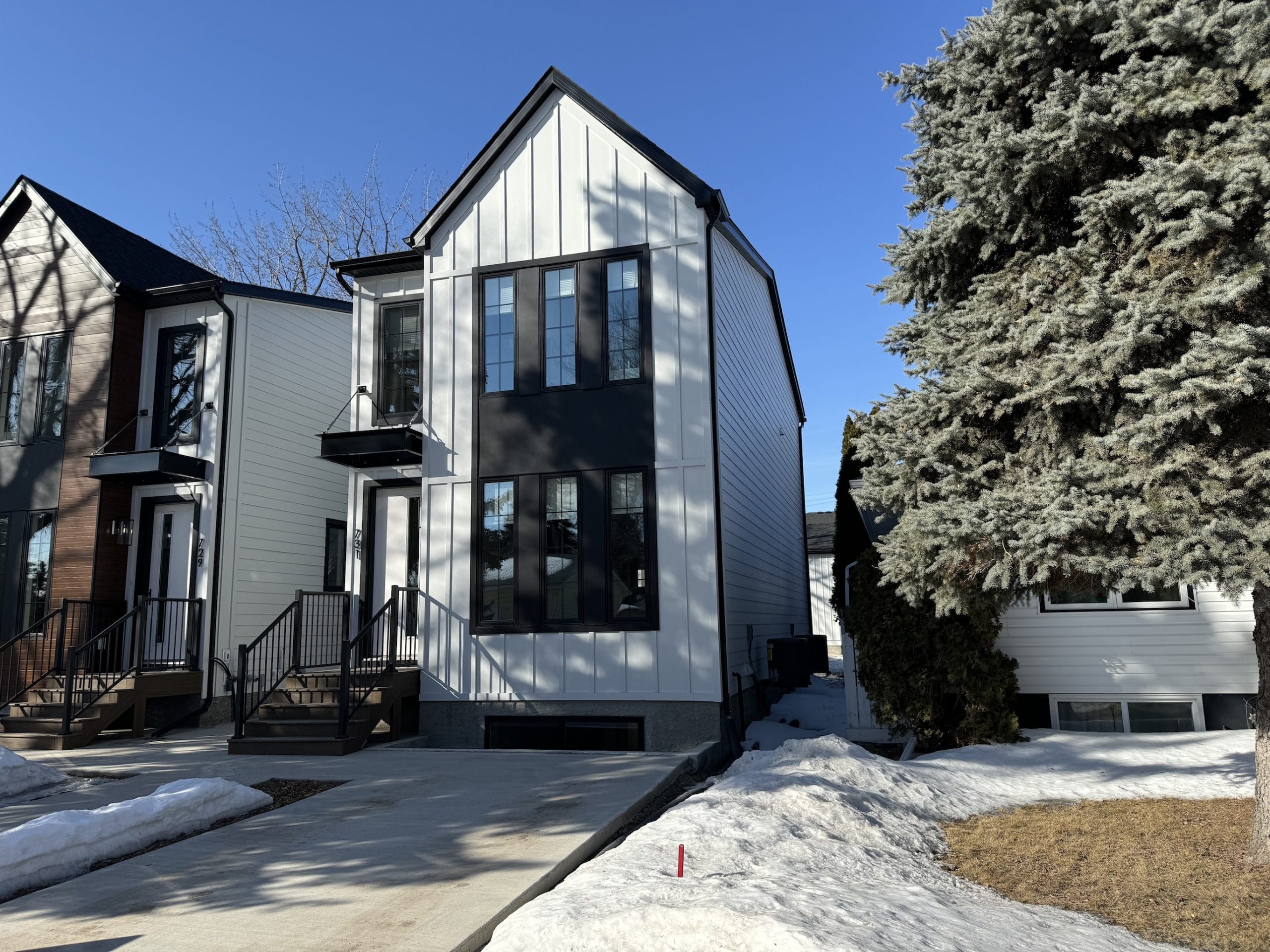 FS exterior Bedroom #2 with Queen, River Landing