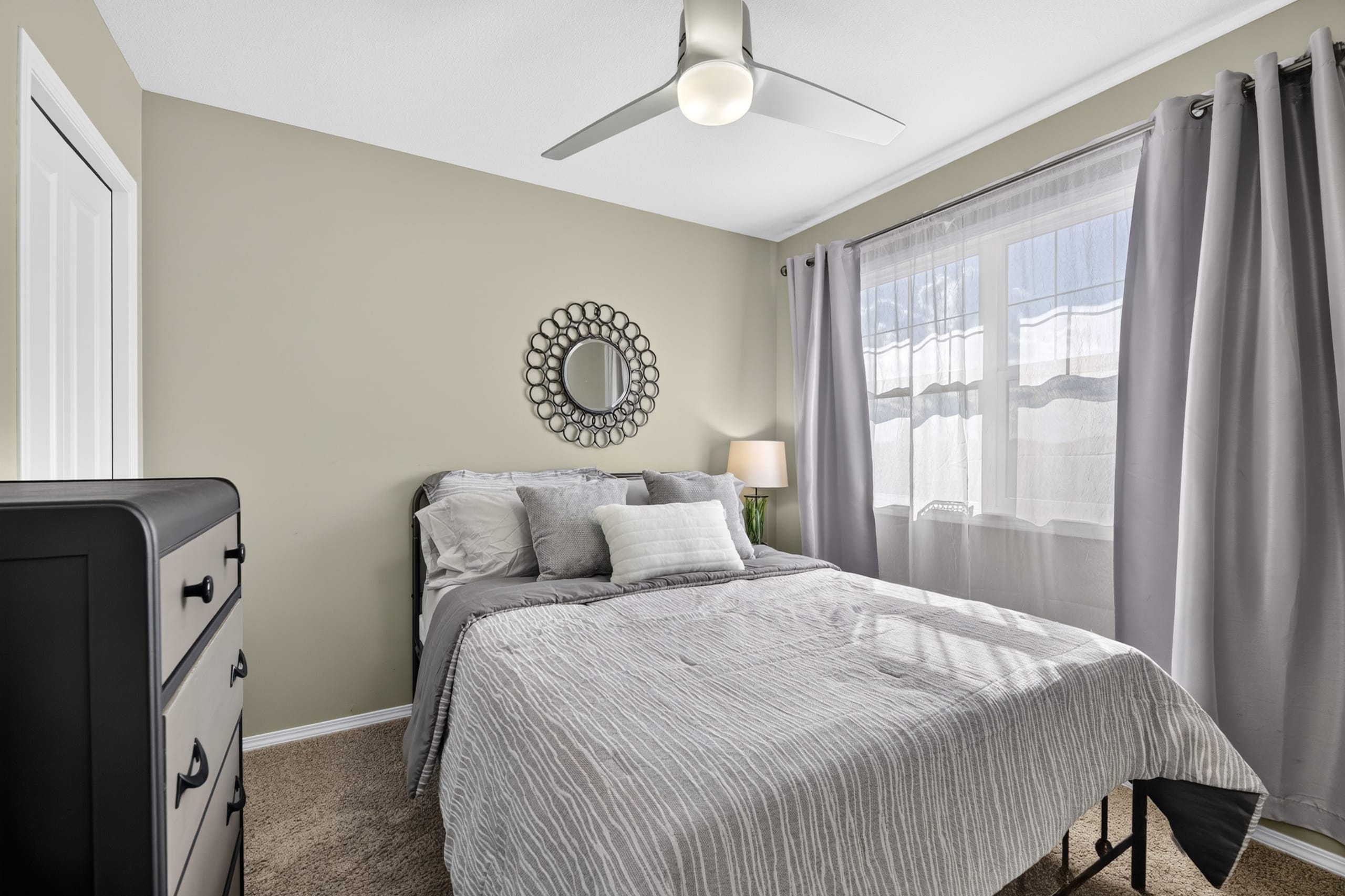 135 Senick Cres 18